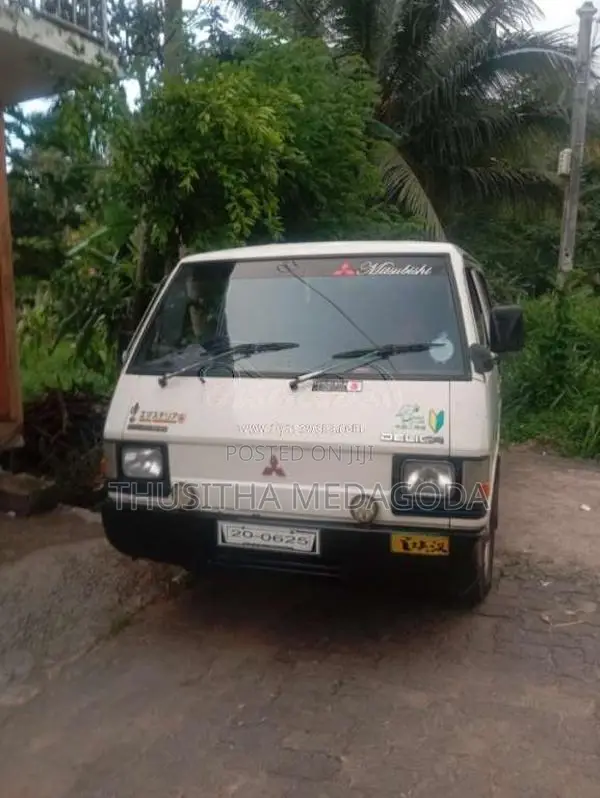 Mitsubishi Delica 1981 Van (Used)