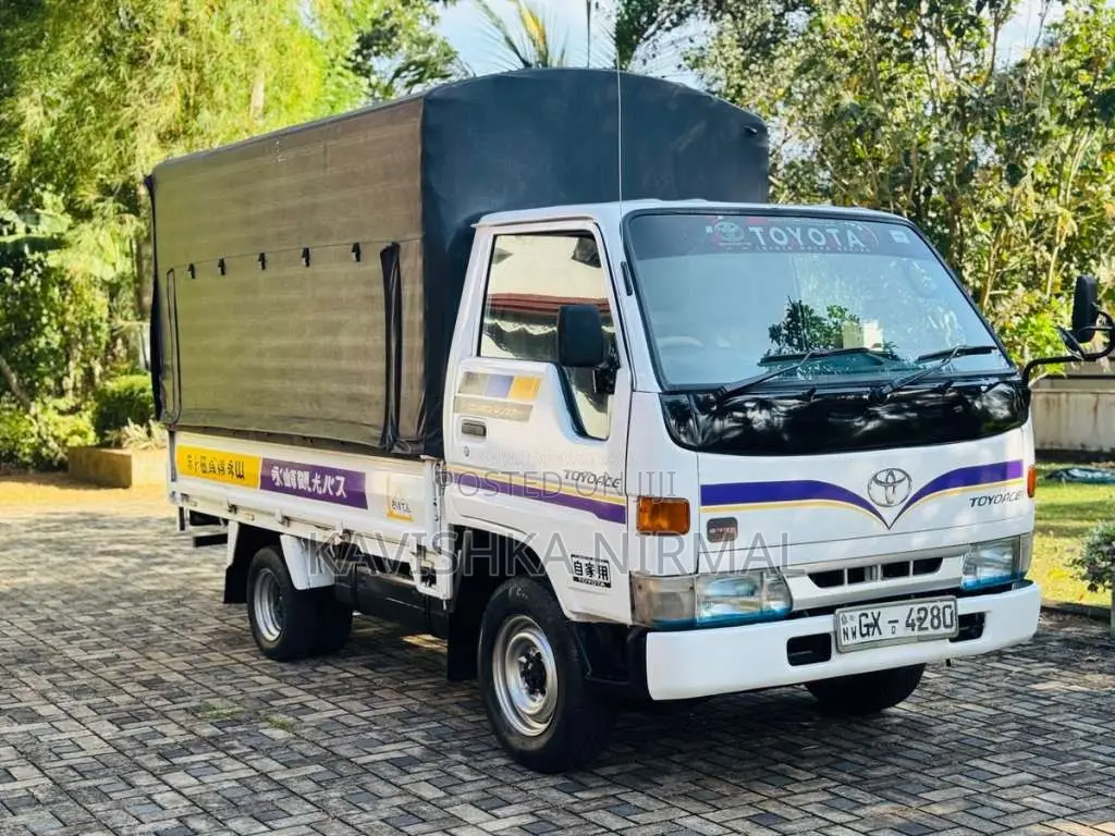 Toyota Dyna 1997 Lorry (Used)