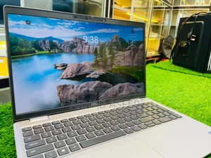 Laptop Dell Latitude 5520 16GB Intel Core i7 SSD 512GB
