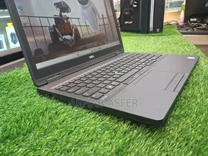 Laptop Dell Latitude 5580 8GB Intel Core i5 SSD 250GB