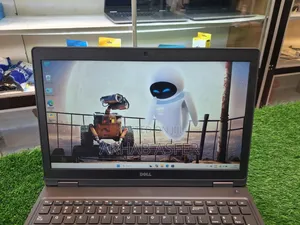 Laptop Dell Latitude 5580 8GB Intel Core i5 SSD 250GB