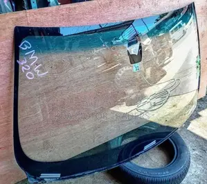 BMW 320i E90 Windscreen