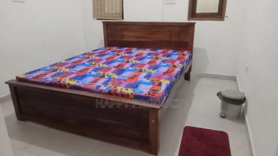 72*60 Queen Size Design Box Bed with Double Layer Mattress