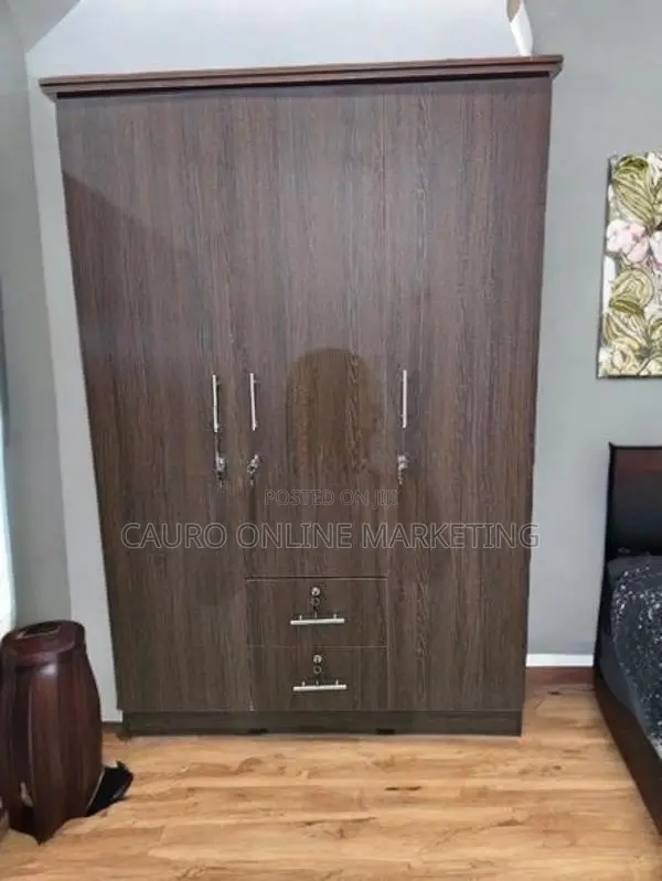 New Melamine 3 Door Cupboard Fs Wardrobe 6*4