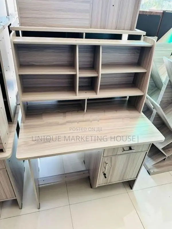 Modern American White 3.5x2ft Study Table with Rk