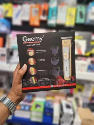 Geemy 6028 Rechargable Trimmer