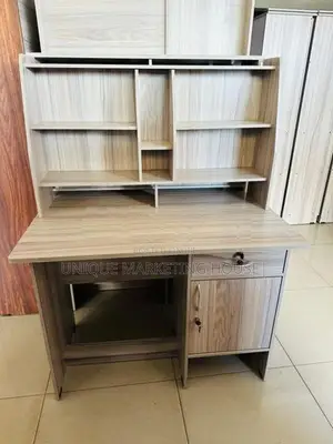 Modern 3.5x2ft American White Hi-Rk Study Table