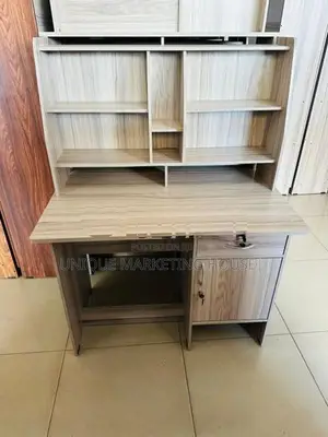 Modern 3.5x2ft American White Hi-Rk Study Table