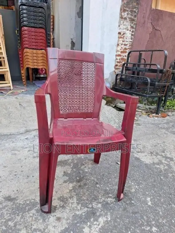 Arm Plastic Chairs
