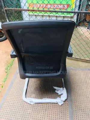 Imported Ex Mesh U Base Visitors Chairs