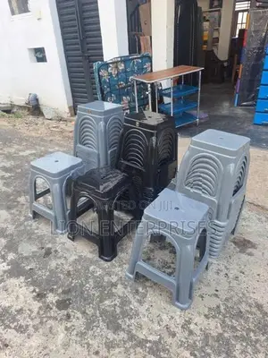 Plastic stools black