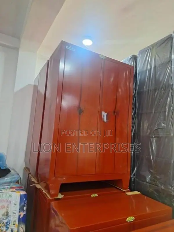 4×2.5 ft Office Cupboards