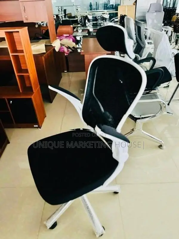 Imported White Mix Penguin Arm Adjustable Office Chairs