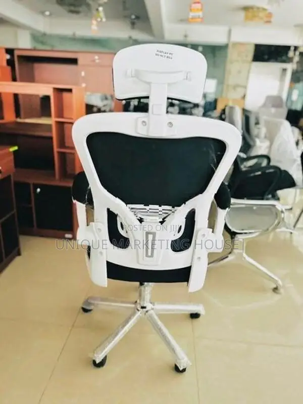 Imported White Mix Penguin Arm Adjustable Office Chairs
