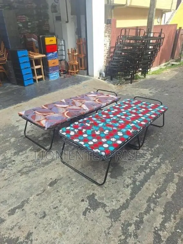 6×2.5 Folding Bed with Mattress