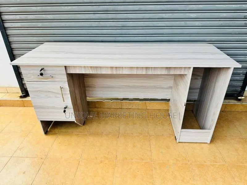 Modern American White L Shape Ex Office Tables
