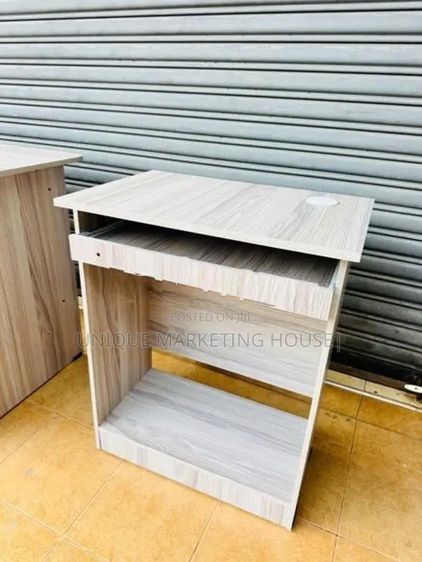 Modern American White L Shape Ex Office Tables