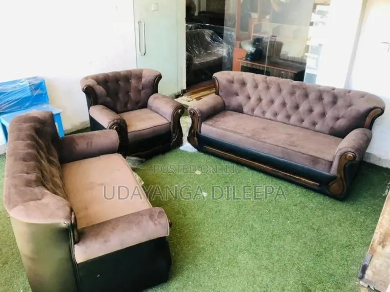 Luxury Queen Sofas