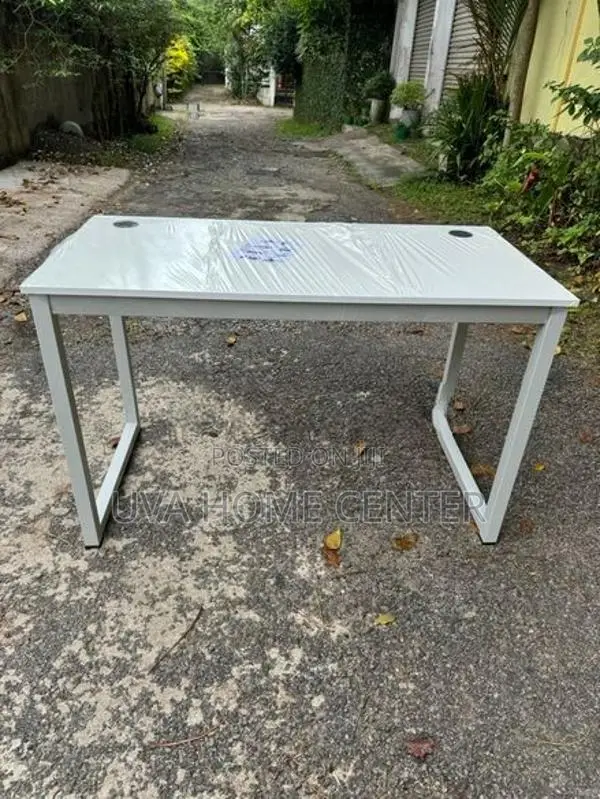 White Smart Office Table 4x2ft