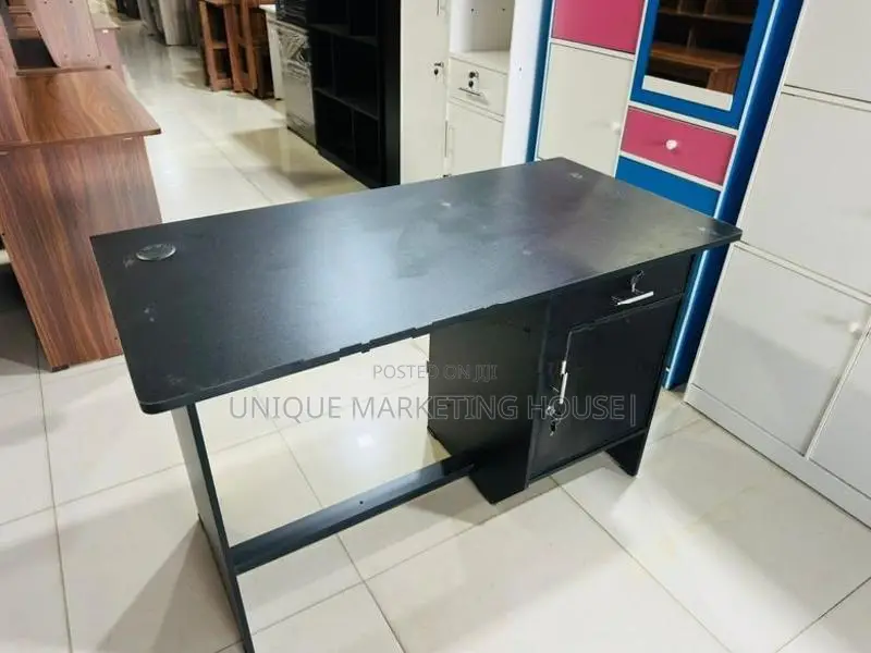 MODERN 4x2 MELAMINE BLK OFFICE TABLE WITH WIRE HOLE