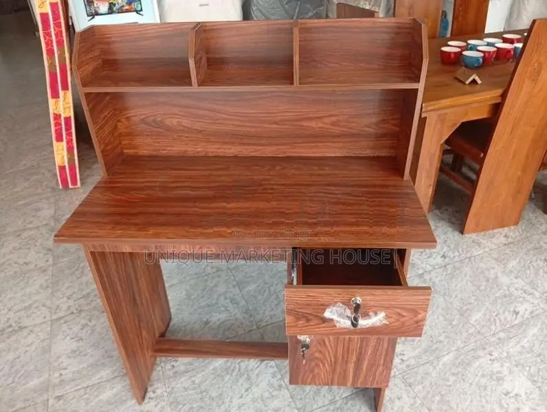 Modern 3x1.5 Ft L/rack Melamine Study Table