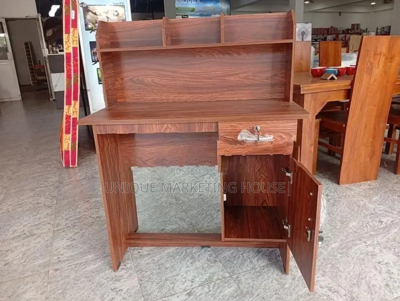Modern 3x1.5 Ft L/rack Melamine Study Table