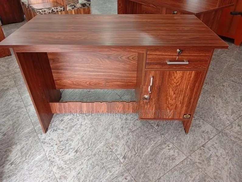 Hm 4x2 Office Table