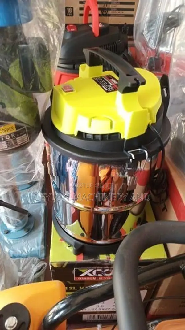 "XCORT" Wet and Dry Vacuum Cleaner - 12L