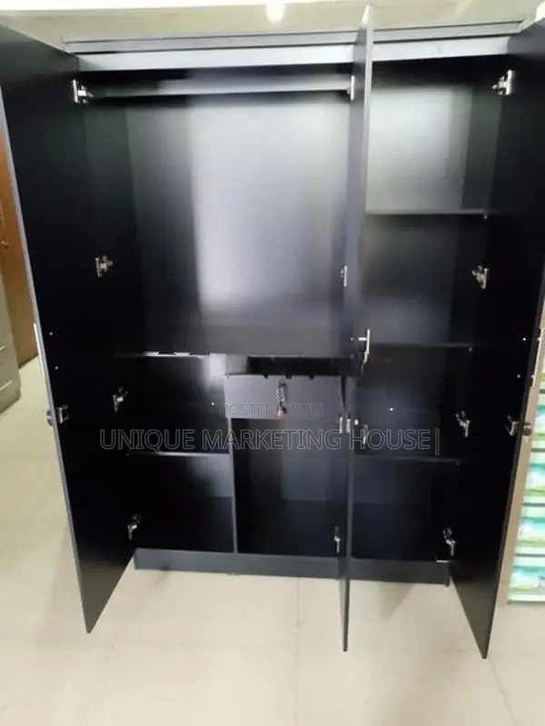 Modern 6x4 Classic Blk 3 D Wardrobe