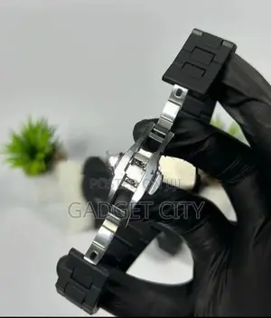 Aura Arabic Watch