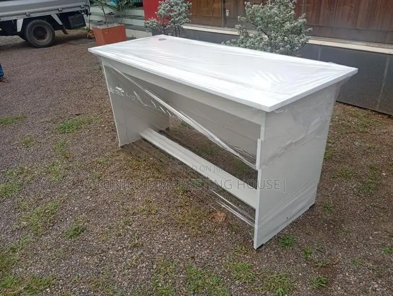 MODERN 5x2 EXCELLENT WHITE OPEN TABLE