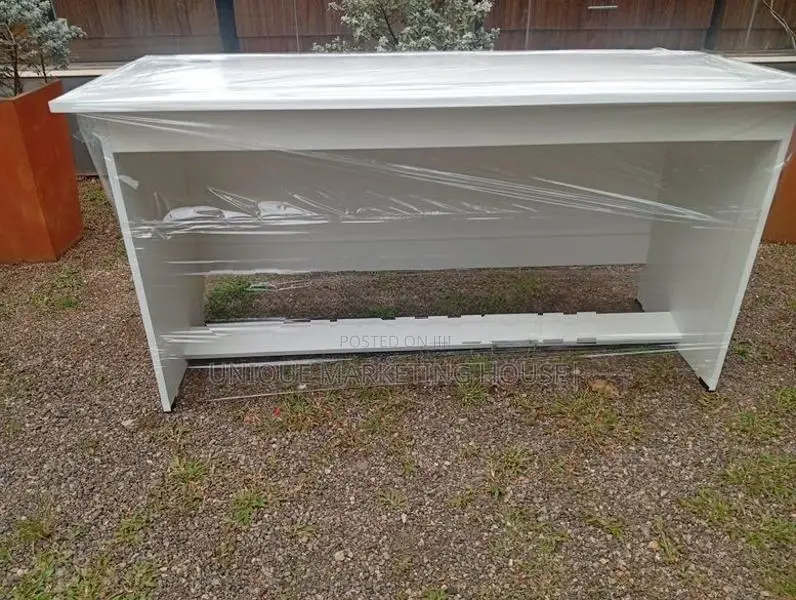 MODERN 5x2 EXCELLENT WHITE OPEN TABLE