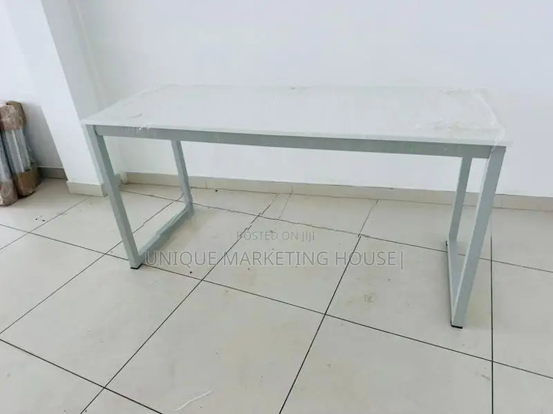 Modern 5x2ft Smart Structure White Table