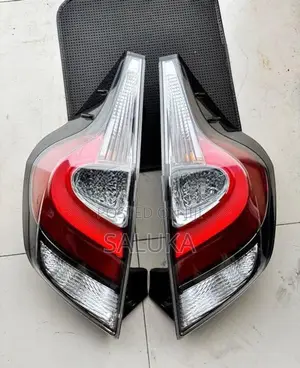 Toyota Aqua Tail Light Set (with harness)