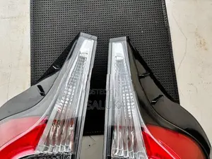 Toyota Aqua Tail Light Set (with harness)