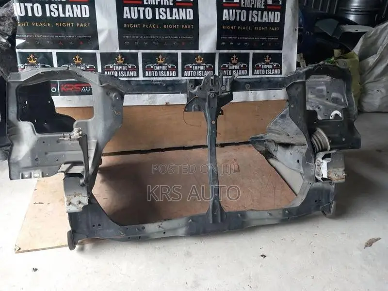 Nissan X-Trail NT 30 Nose Cut Panel