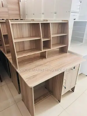 Modern 3.5x2ft American White Hi-Rk Study Table