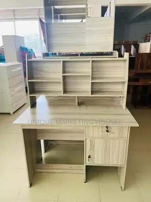 Modern 3.5x2ft American White Hi-Rk Study Table