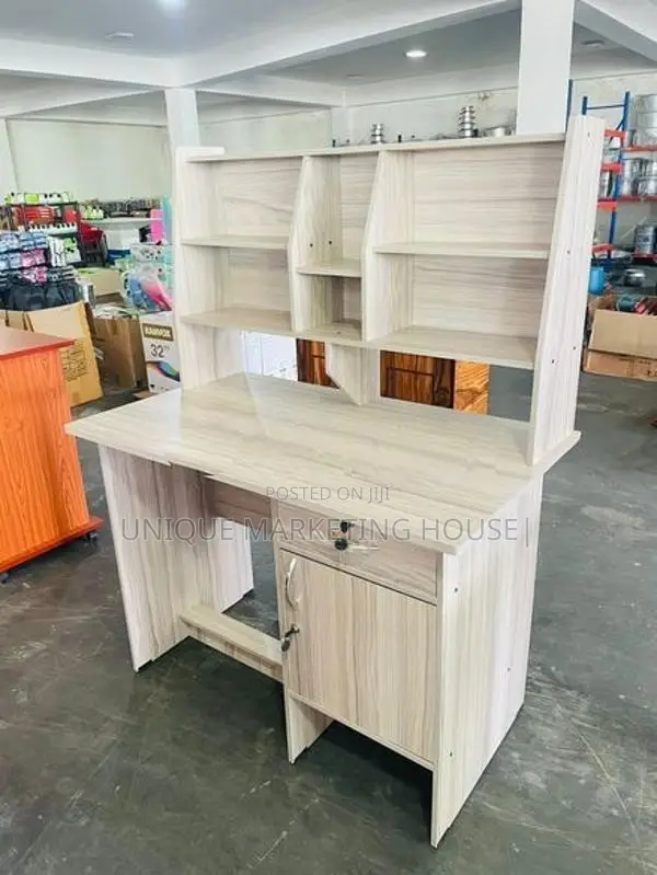 Modern 3.5x2ft American White Hi-Rk Study Table