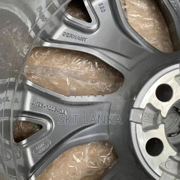 Genuine New Range Rover Vogue 2019 21” Alloy Wheels