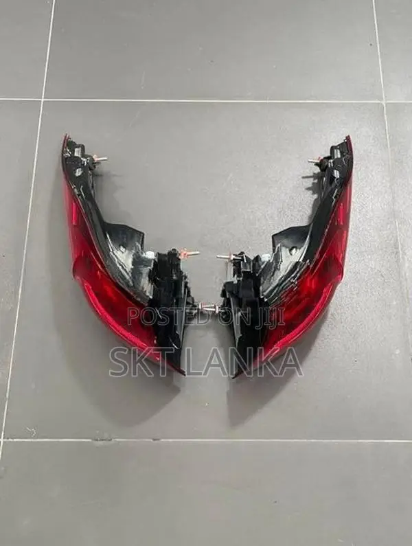 Genuine New Mercedes GLE GLE300d 2021 Rear LED Lights