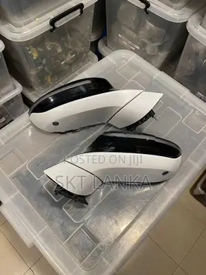 Genuine BMW i8 2017 Driver Passenger Complete Side Mirrors