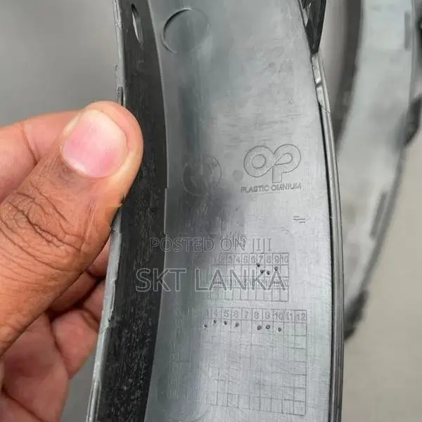 Genuine BMW X3 SE 2015 fender bumper wheel moulding X1 X5 520d