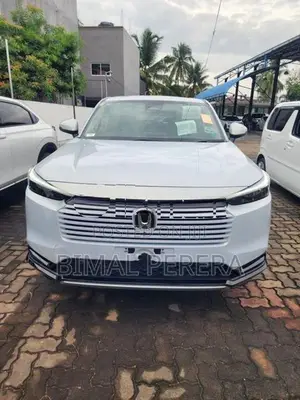 Honda Vezel z premium 2026