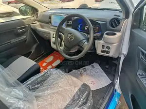Daihatsu Mira G grab 2025