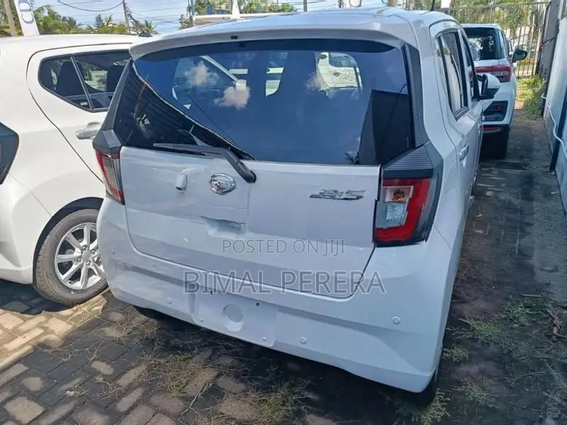 Daihatsu Mira G grab 2025
