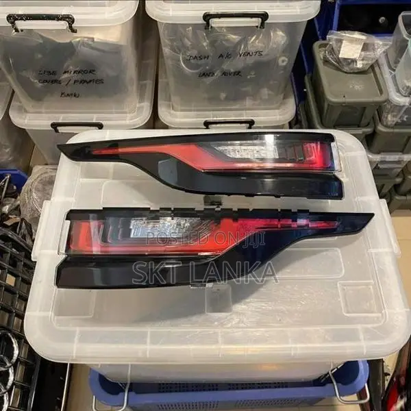 Genuine Range Rover Velar 2019 Dynamic Rear Door LED lights