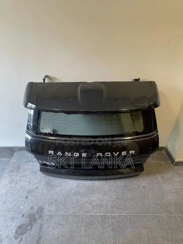 Genuine Range Rover Evoque 2015 Dicky Tailgate Door Windscreen Light