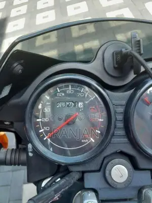 Bajaj CT100 2022