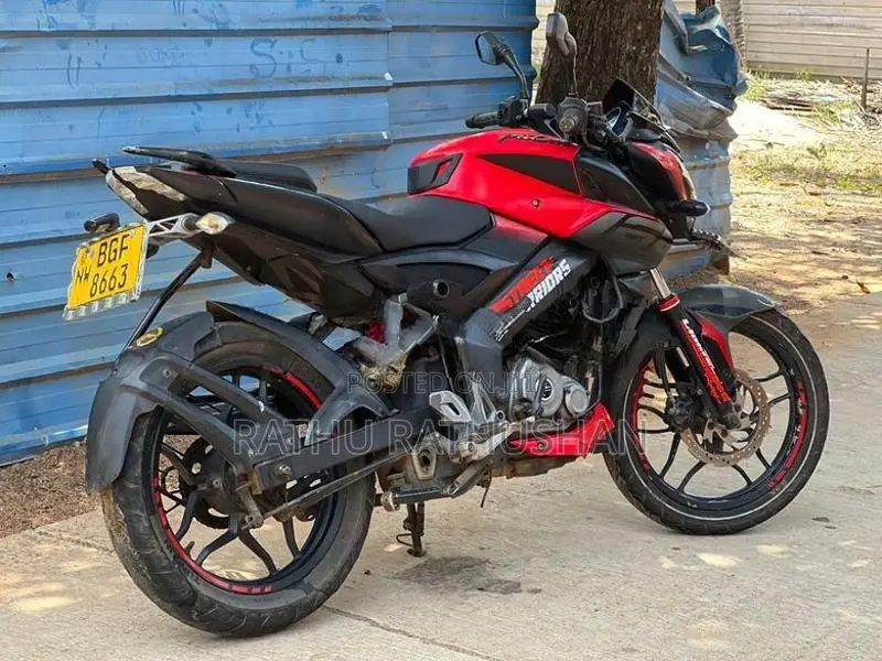 Bajaj Pulsar NS160 2017